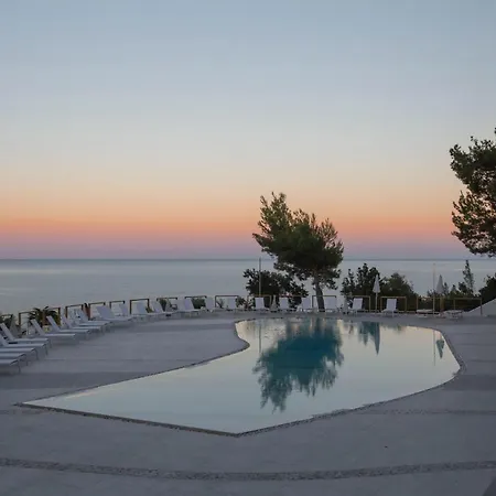 Hotel Ah Premium Baia Dei Faraglioni