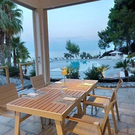 Ah Premium Baia Dei Faraglioni 4*