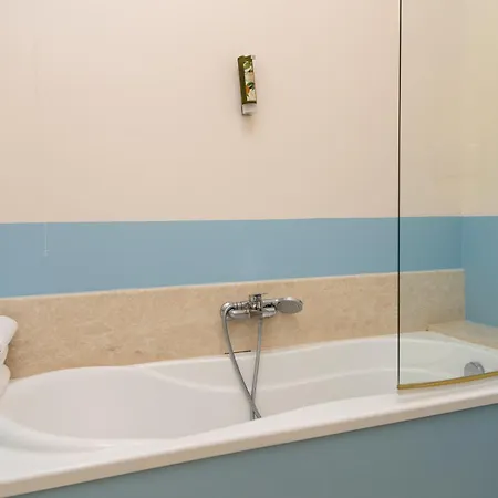 Ah Premium Baia Dei Faraglioni Hotel 4*