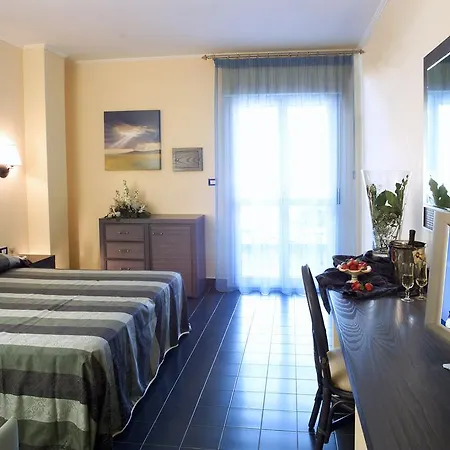 Hotel Ah Premium Baia Dei Faraglioni